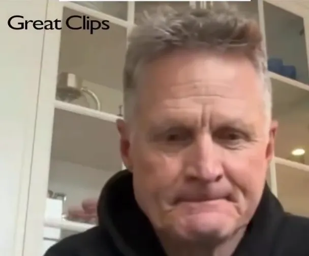 九游体育官网入口-科尔：库里今天训练状态不错，打火箭复出不完全确定